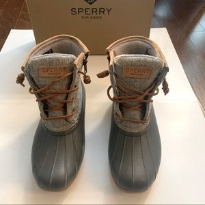 Sperry Saltwater Emboss Wool Duck Winter Rain Boots